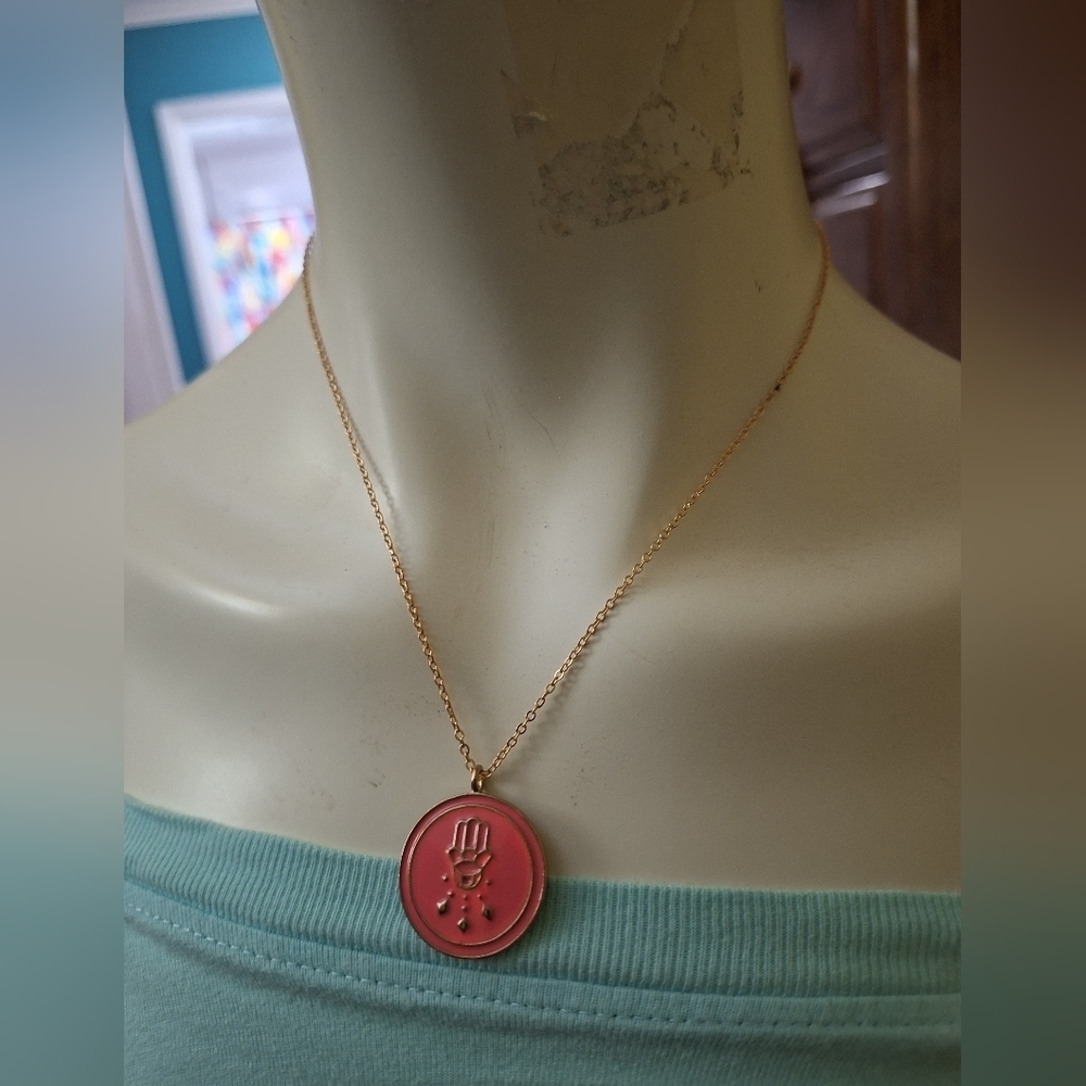 Gold Tone  18 Inch Pink Hamsa Necklace